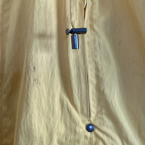 Yellow Chicos wind breakers. Size 3. Some small spots (shown) - Picture 4 of 5